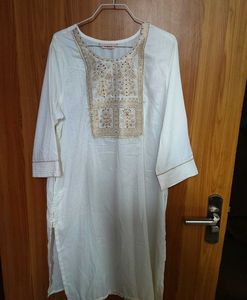 White New Kurti 2Xl Size