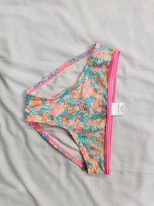 🇳🇿💫💗 Babies Floral Print Briefs