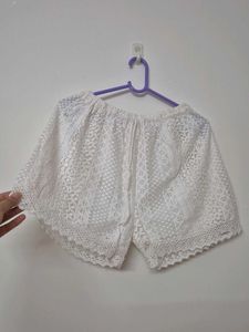 White lace shorts