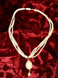 White Pearl Necklace