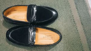 I'm Selling Boys Formal Footwear