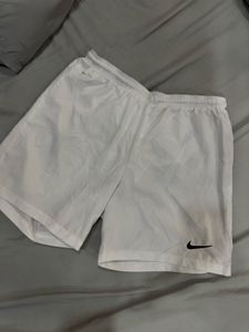 White nike shorts