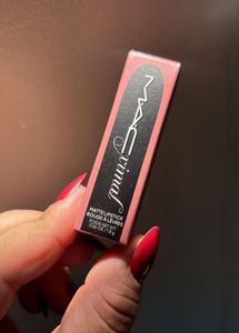 Mac Maximal Matte Lipstick:- Whirl( Mini 1.8g)