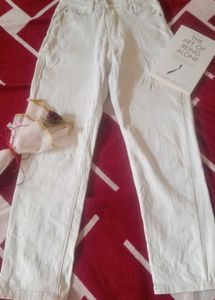 Susan White Straight Jeans