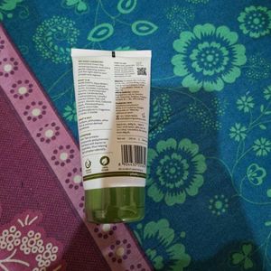 Plum Green Tea Face Wash