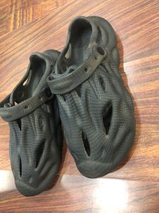 Black Clogs Ultra Lightweight UK6.5