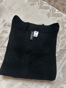 H&amp;M Half Sweater