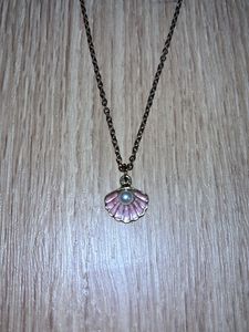 Shell Pearl Necklace