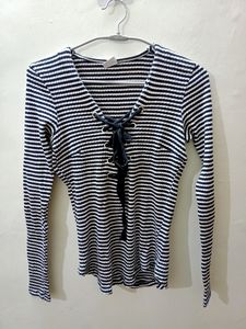 Striped Deep-neck Sweatshirt/Top