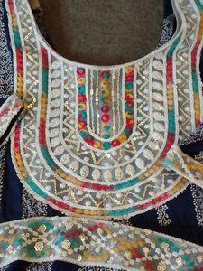 Embroidered Neckline Piece
