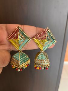 Stylish Jhumka Earrings