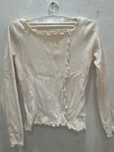 Cute Ruffled Long Sleeve Top