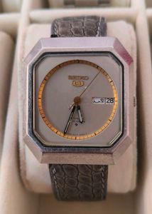 Seiko Vintage Men&#39;s Automatic Watch