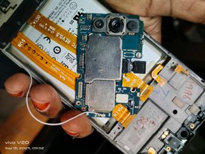 Samsung F41