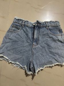 Frayed Hem Denim Shorts