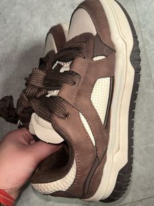 Stylish Brown &amp; White Sneakers