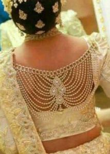 Saree brooch