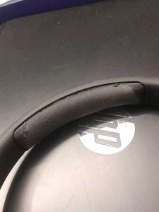 on saleee!! jbl headphones