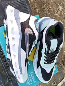 Stylish Fashion Sneakers