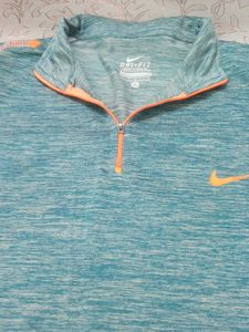 Nike Active T-Shirt