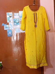 Yellow &amp; Pink Kurta Set