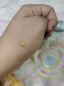 MAC Lightful Tinted Cream