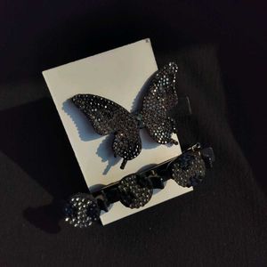 on sale! aesthetic bedazzled hair clips ✧