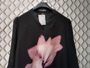 New With Tag Black Floral Cute Korean Top