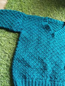 Unisex Knitted Sweater New