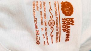 Elephant Graphic Tee Size S/ M