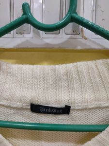 knit white top stretchy 34-38