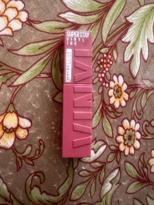 Maybelline Superstay Vinyl Ink - Coy