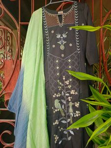 🆕 Tikhi Imli Embroidered Kurta Set