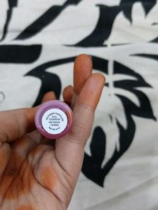 💖 Plum Soft Swirl Lipgloss – For That Juicy Glaze