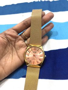 Vintage OMAX Gold Tone Watch