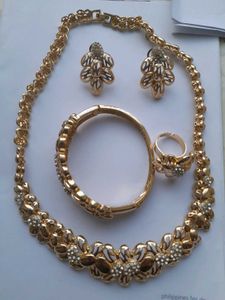 Contemporary Jwellery Set With Ring And Bracelet