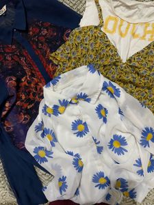 3 Cutesy Floral Tops Combo 🌻