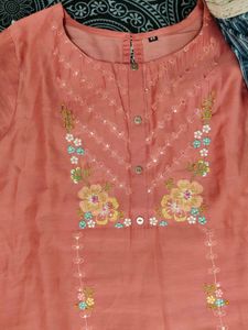 Straight Kurta With Elegant Look