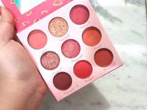 (Set Of 4)Beautiful Makeup kit