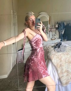 Forever21 Pink Velvet  (Aesthetic)
