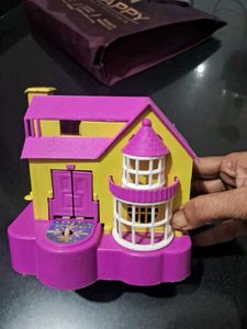 piggy House and caterpillar toy