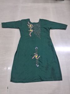 Green Kurti