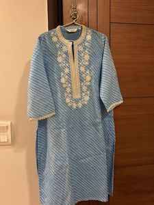 Elegant Blue Embroidered Kurta