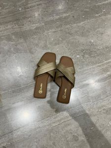 Stylish Gold Flats