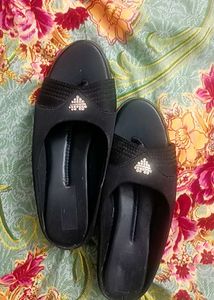 Leather Flat