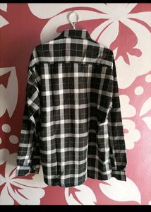 Tommy Hilfiger Black And White Checked Shirt For Men
