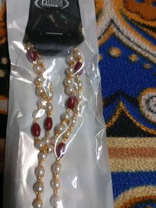 Pearl &amp; Gold/Red Bead Chain