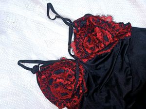 Beautiful Satin Designer Padded Nighty 🌃