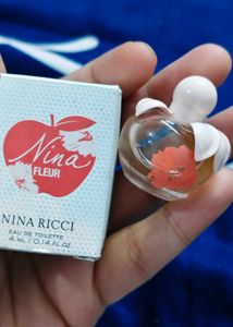 Nina Ricci Perfume
