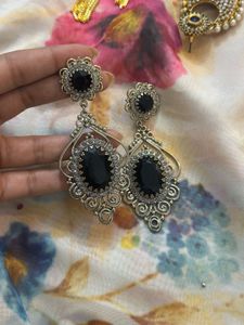 Elegant Black And Red Stone Earrings